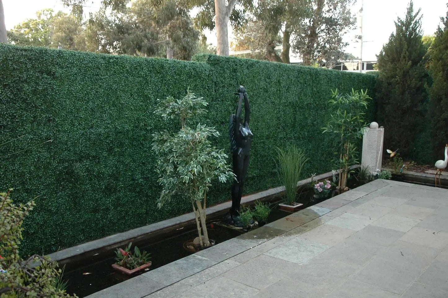 Artificial Boxwood Green Wall Panel - 33 SQ FT UV Resistant Privacy Fence Hedges